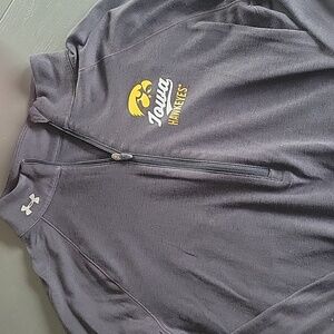Iowa Hawkeyes Womens 1/2 Zip Under Armour Size Small Very Lightweight